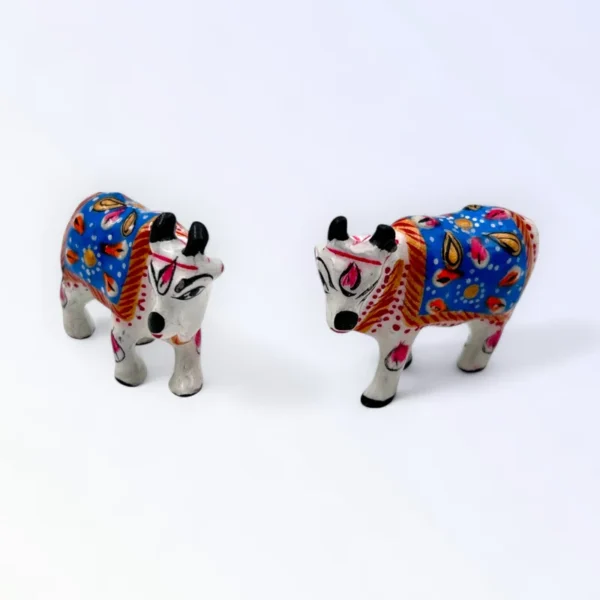Premium Metal Gaay for Laddu Gopal. Size- 2.5*2 Inches.